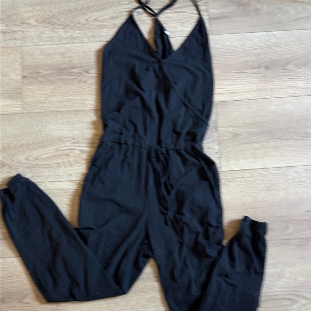 Black Sleeveless Jumpsuit with Cross-back Straps